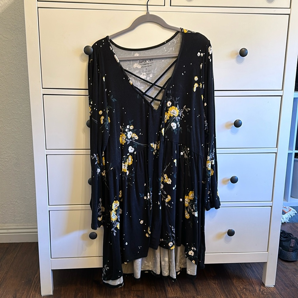 Torrid top: Black floral blouse
